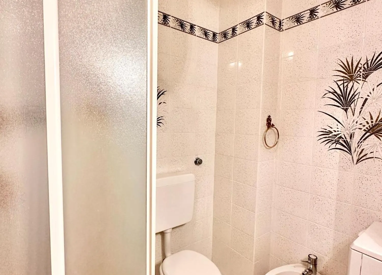 Phil House Out Finish Apartment Finale Ligure