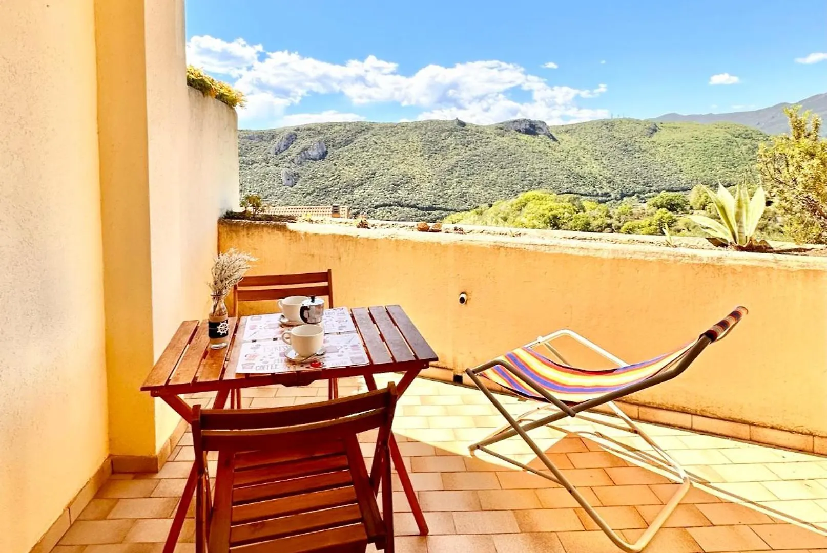 Phil House Out Finish Apartment Finale Ligure Italy